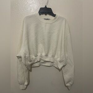 Zara Off-White Cropped Sweatshirt